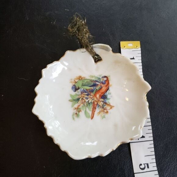 Small Plate w/Birds Made in Japan - Picture 4 of 6